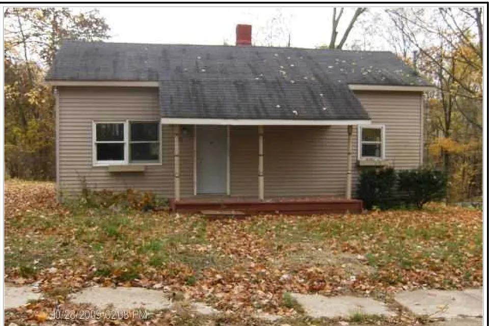 615 Cherry St photo 1