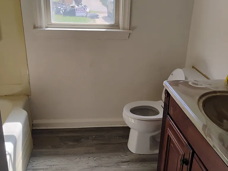782 Pine St — Photo 9