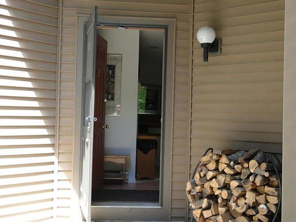 2nd image of 4 Gore Village Ln