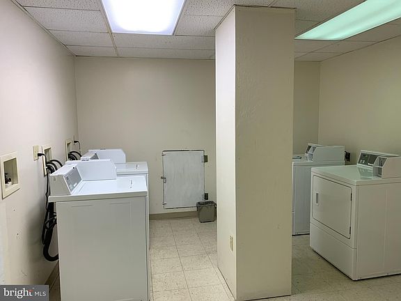 3rd image of 203 S Prospect St #9