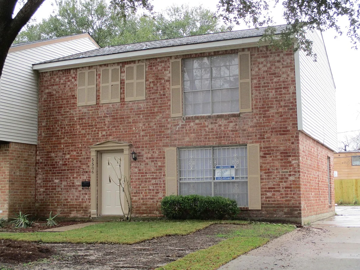 Building Photo - 5506 Deep Forest Dr
