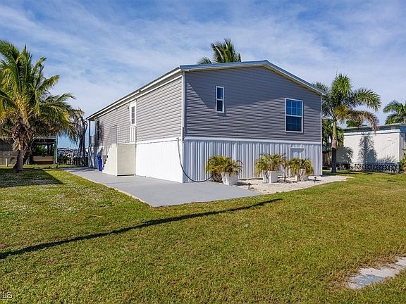 3rd image of 2801 York Rd