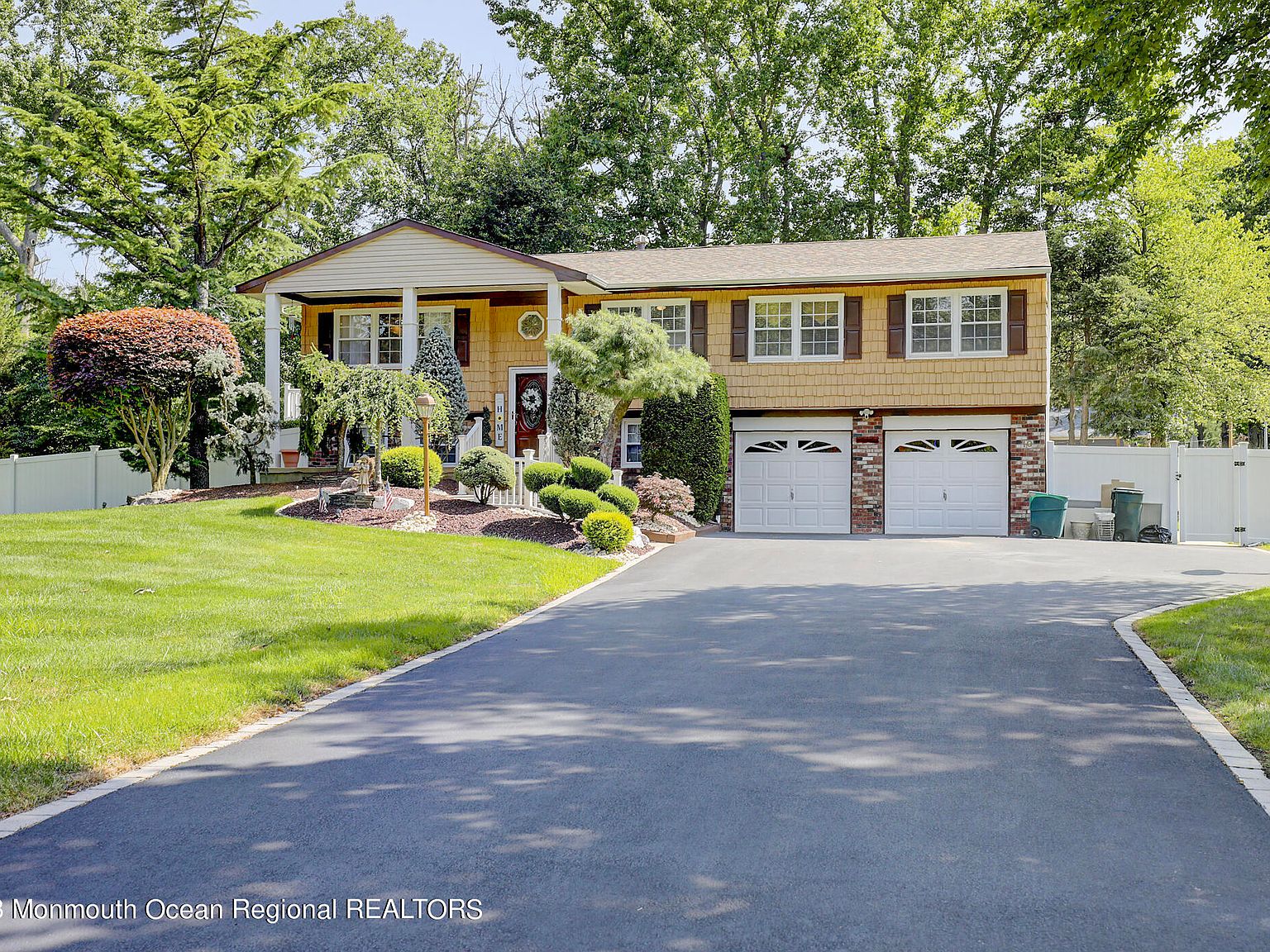 10 Blenheim Road, Manalapan, NJ 07726 Zillow