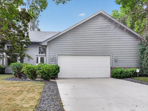 2117 Edinbrook Ter, Minneapolis, MN 55443