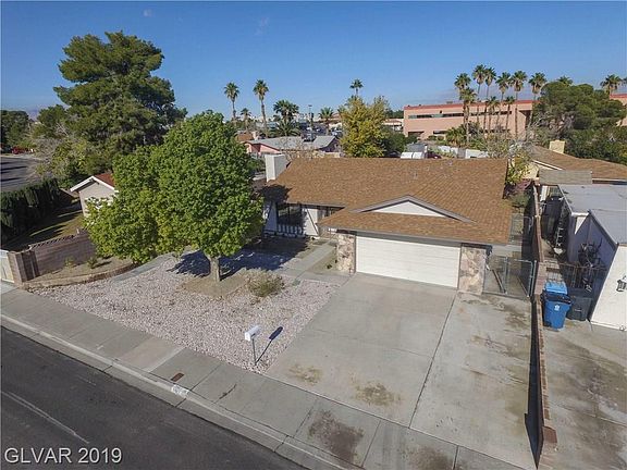 4th image of 3912 Grass Valley Pl