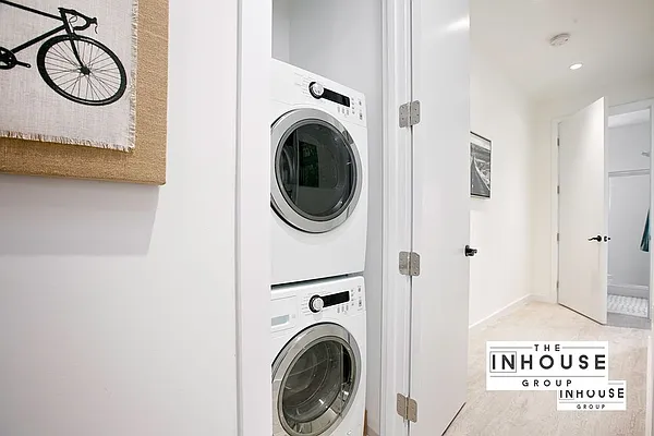 Rented by The InHouse Group | media 28