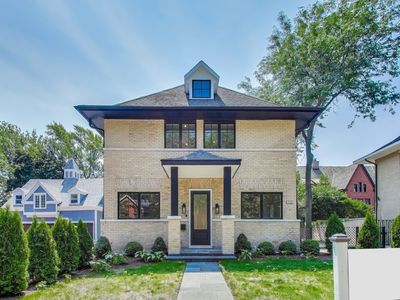318 Greenleaf St, Evanston, IL, 60202