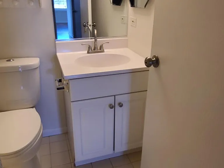 611 Hapsfield Ln #303 — Photo 14