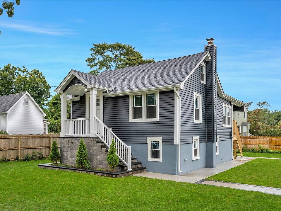 29 Overlook Drive, Mastic Beach, NY 11951 Zillow
