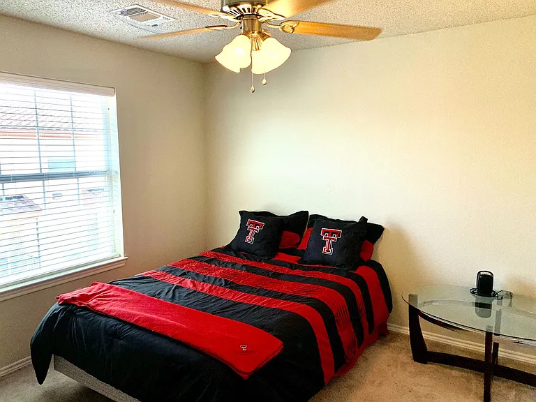 2105 Main St #1 — Photo 10