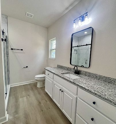 2nd image of 17 Lm St
