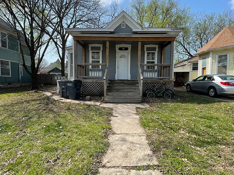 909 Merchant St — Photo 3