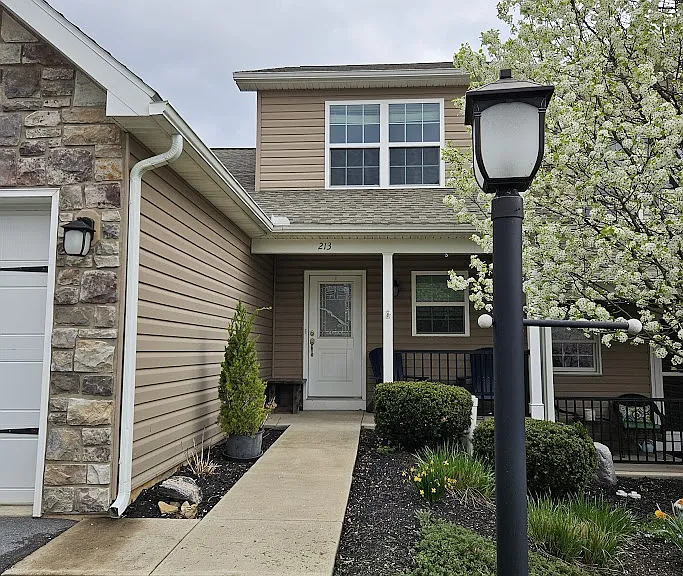 213 Jonathan Ln #1 — Photo 2