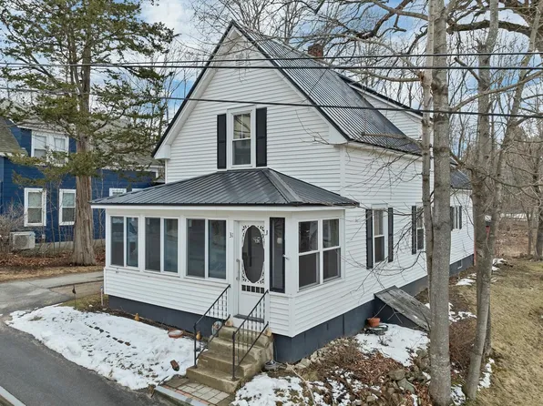 31 Pine Street #84, Wolfeboro, NH 03894-0000