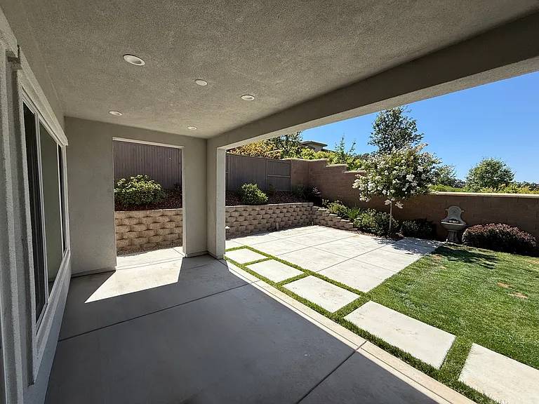 3121 Whistling Way — Photo 29
