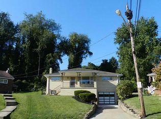 1186 Clover Circle Ct, Pittsburgh, PA