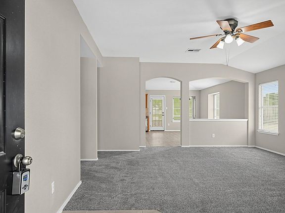 4th image of 1417 Sweet Leaf Ln