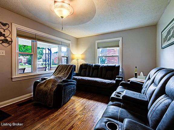 4th image of 2913 Molter Ct