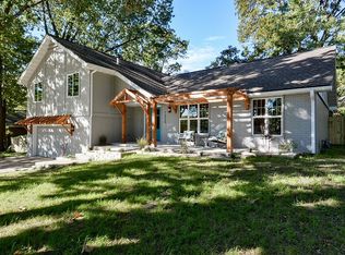 1525 S Oakmont Ave, Springfield, MO 65809