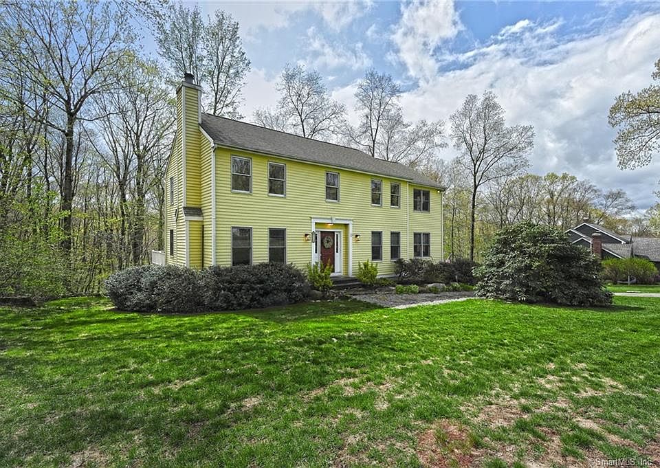 1st image of 14 Sherwood Lane