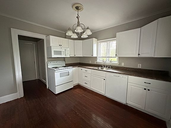 3rd image of 1635 Ella T Grasso Blvd #A