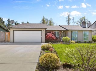 2738 Stonebrook Dr, Medford, OR 97504