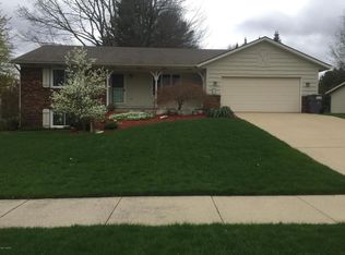 850 Woodspointe Dr SW, Byron Center, MI 49315