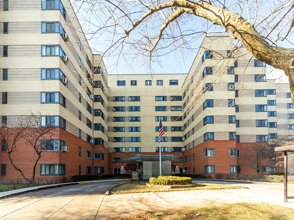 1st image of 5060 N Marine Dr #6E