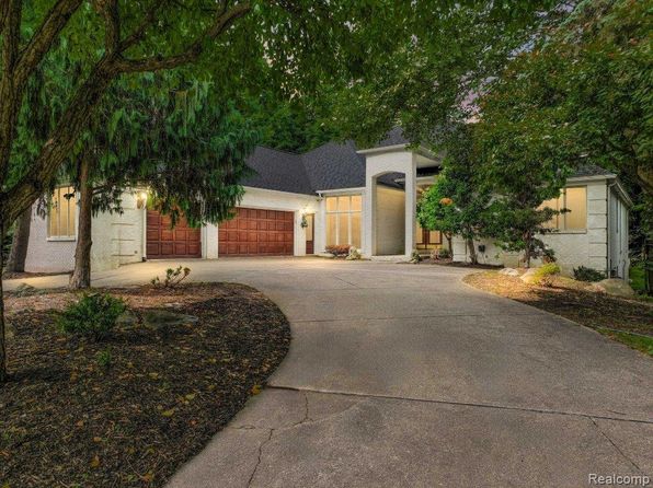 43564 Scenic Ln