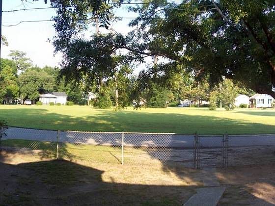 1st image of 2634 Ferrara Dr