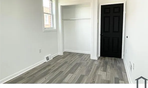 8318 Pickering Ave #D — Photo 8