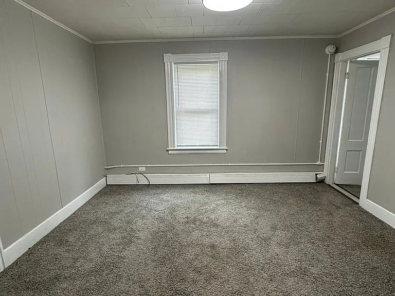2 Stewart Ln — Photo 5