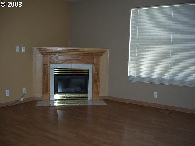 2nd image of 2437 N Holladay St