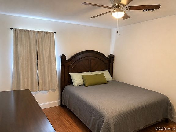 5th image of 707 Auburn St