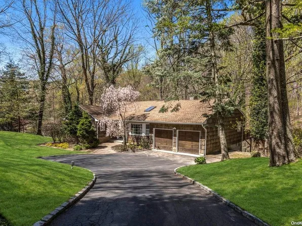 6 N Creek Road, Northport, NY 11768