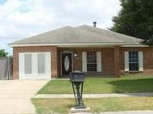 5568 Avery Dr, Marrero, LA 70072
