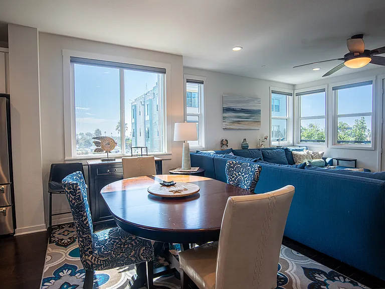 1562 Vista Del Mar Way #1 — Photo 13