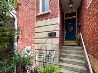 120 Bronte Rd #10, Oakville, ON L6L3C1