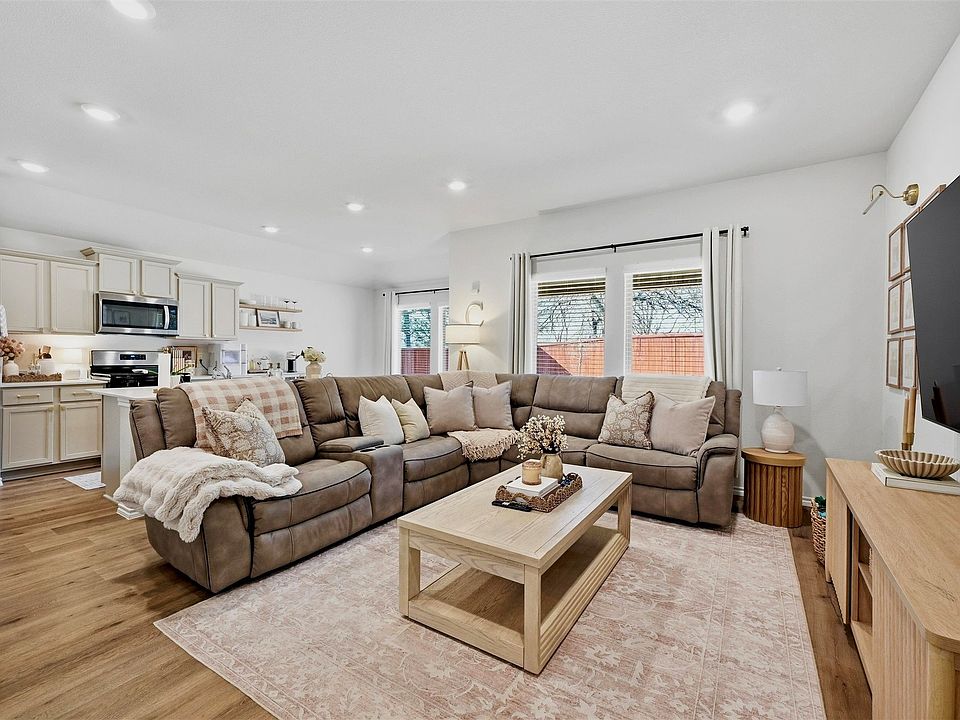 1st image of 2328 Burleson Rd