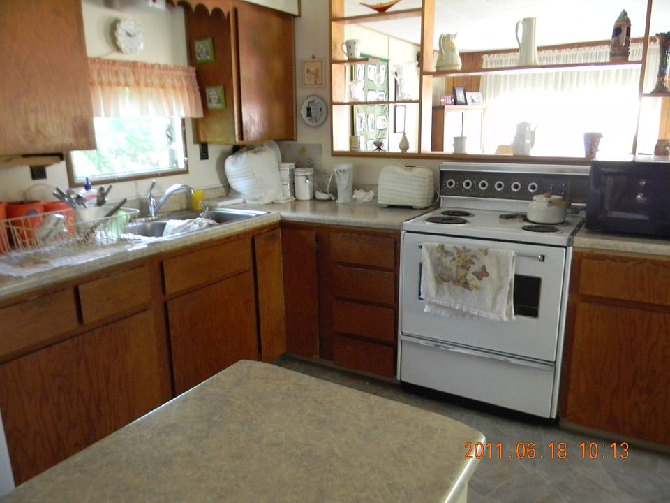 2nd image of 308 2nd St NE