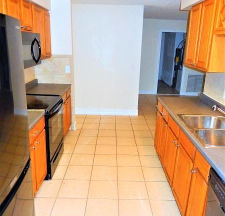 5th image of 4085 Calendula Ave