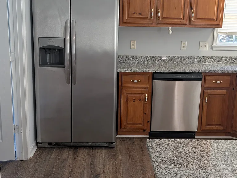 13103 Liberty Point Ct — Photo 17