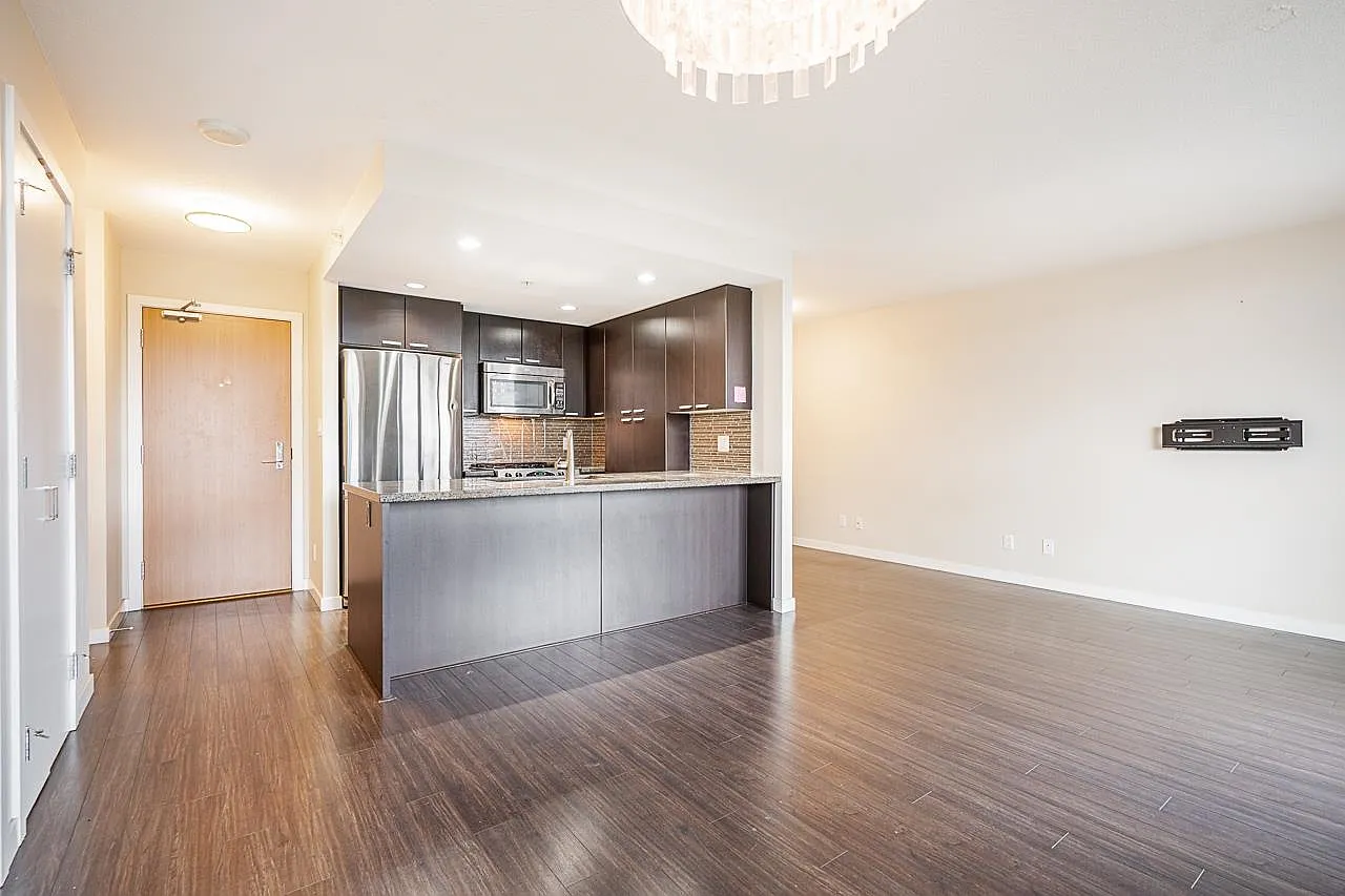 2232 Douglas Rd #1705 photo 1