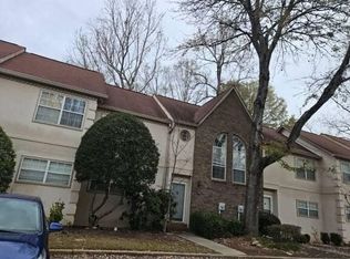 304 Bridge Ln SE, Smyrna, GA 30082