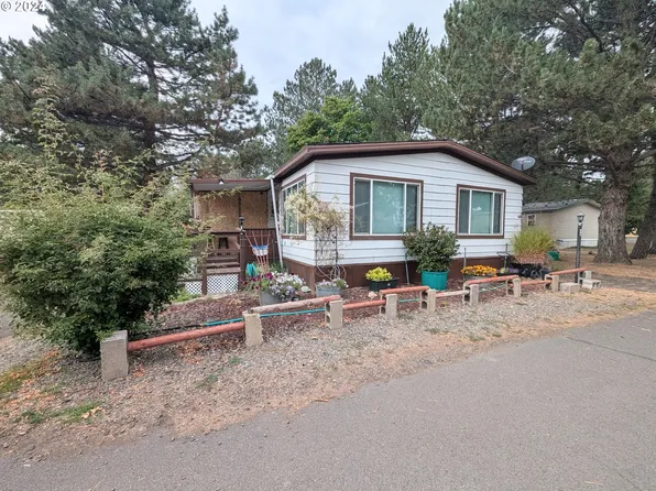 1809 26th St Unit 48, La Grande, OR 97850