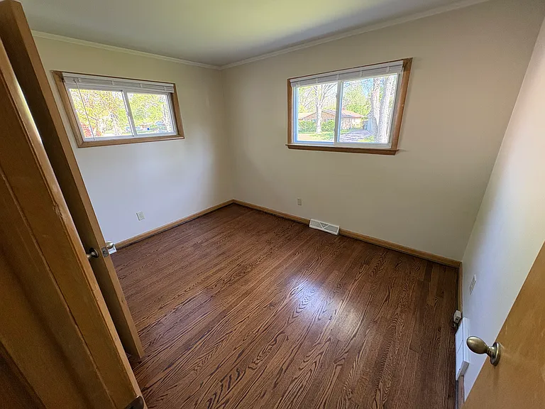 2317 Edgevale Rd — Photo 8