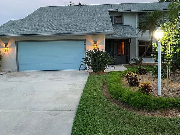 3rd image of 1614 SW Seagull Way