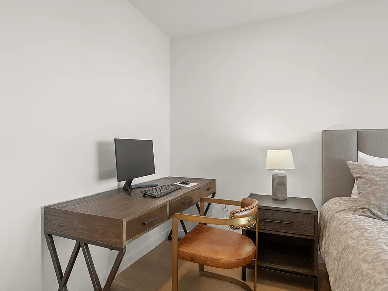 457 W Broadway #502 — Photo 15