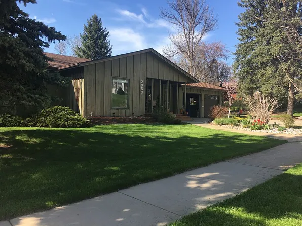 2958 Tomahawk Dr, Rapid City, SD 57702