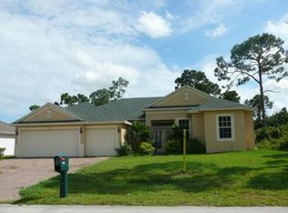 1752 SW Effland Ave, Port Saint Lucie, FL 34953